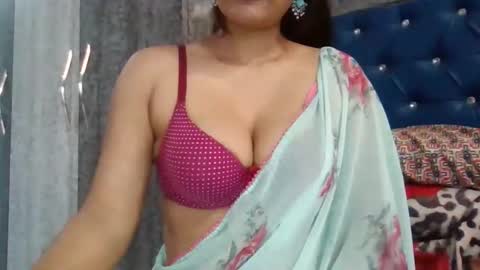 Snapshot of nisha_baby chatting on December 20, 2025, 4:41 am Nishu online show from December 20, 2025, 4:41 am