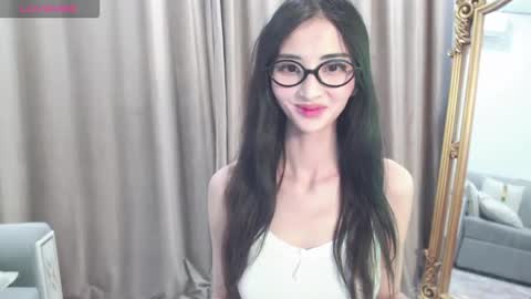 Niu online show from November 24, 2025, 12:27 pm