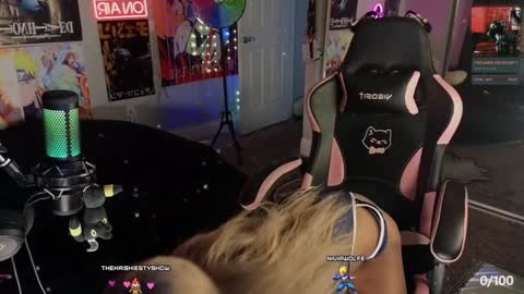 NIVIA WOLFE online show from December 9, 2024, 12:19 pm