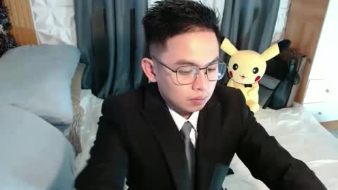 njay_16 online show from May 9, 2026, 8:41 am