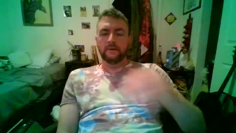 Snapshot of njoefats420 chatting on June 18, 2026, 9:36 am njoefats420 online show from June 18, 2026, 9:36 am