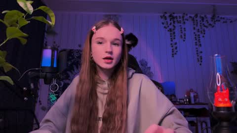 Snapshot of nloraaa chatting on January 25, 2025, 8:53 pm Tears Lora online show from January 25, 2025, 8:53 pm