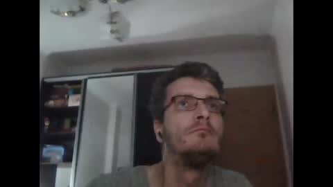 Nuno online show from November 1, 2025, 1:07 am