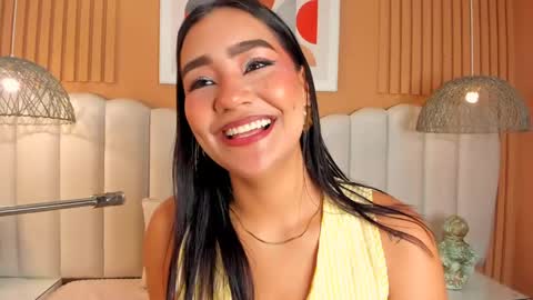 Snapshot of noa_moon chatting on May 29, 2026, 3:04 am Noa online show from May 29, 2026, 3:04 am