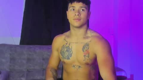 Snapshot of noah_223 chatting on November 23, 2025, 12:54 am noah_223 online show from November 23, 2025, 12:54 am