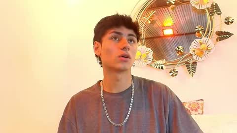 Noah online show from September 30, 2025, 1:05 pm