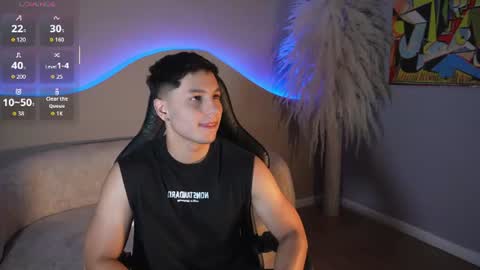 Snapshot of noah_clarkk chatting on July 15, 2026, 5:29 pm Noah online show from July 15, 2026, 5:29 pm