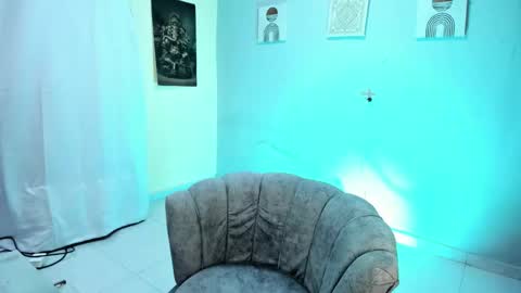 Snapshot of noah_cole_ chatting on September 15, 2025, 6:41 pm Noah online show from September 15, 2025, 6:41 pm