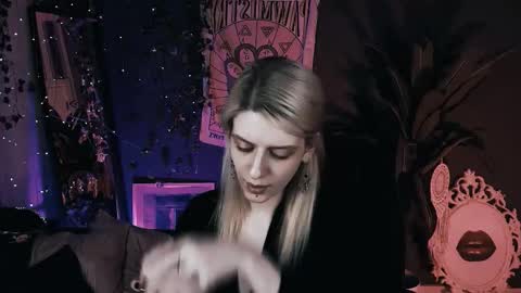 REAL name LiaDM are always open online show from December 4, 2025, 5:21 pm