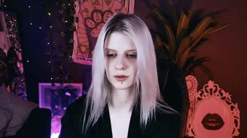 Snapshot of noah_elmer chatting on April 3, 2026, 12:47 pm REAL name LiaDM are always open online show from April 3, 2026, 12:47 pm