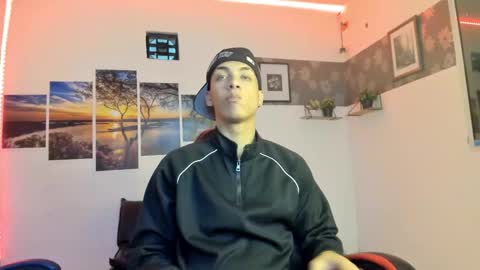 noah_flynn1 online show from March 8, 2026, 8:40 am