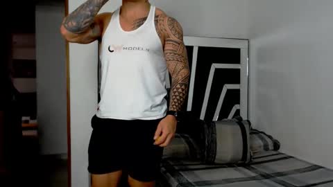 Snapshot of noah_harris01 chatting on November 12, 2025, 9:25 pm Noah Harris01 online show from November 12, 2025, 9:25 pm