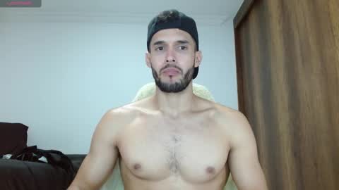 Snapshot of noah_jhonsonn chatting on February 25, 2025, 2:22 pm Noah online show from February 25, 2025, 2:22 pm