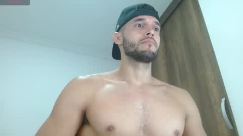 Snapshot of noah_jhonsonn chatting on October 1, 2025, 12:22 pm Noah online show from October 1, 2025, 12:22 pm