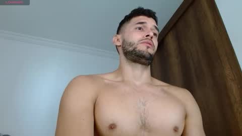 Snapshot of noah_jhonsonn chatting on October 14, 2025, 3:24 pm Noah online show from October 14, 2025, 3:24 pm