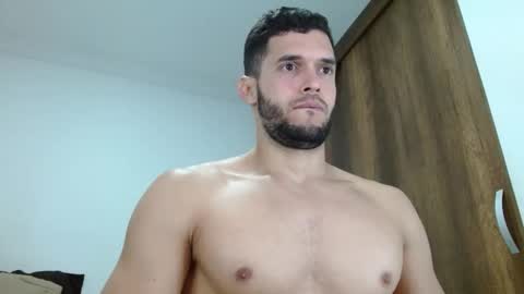 Snapshot of noah_jhonsonn chatting on November 22, 2025, 11:20 am Noah online show from November 22, 2025, 11:20 am