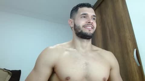 Snapshot of noah_jhonsonn chatting on November 29, 2025, 11:02 am Noah online show from November 29, 2025, 11:02 am