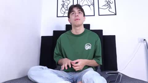 Snapshot of noah_loveboy chatting on April 7, 2026, 7:36 pm Noah online show from April 7, 2026, 7:36 pm