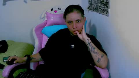 Snapshot of noah_martini chatting on March 10, 2026, 9:03 am noah hehim online show from March 10, 2026, 9:03 am