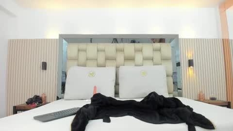  NOAH  online show from December 4, 2025, 11:19 am