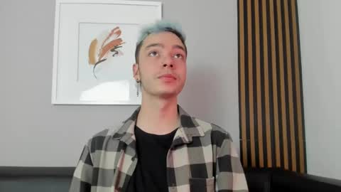    online show from March 10, 2025, 12:04 pm