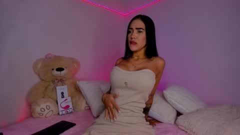 Snapshot of noah_russel chatting on December 2, 2025, 3:51 pm Noah online show from December 2, 2025, 3:51 pm