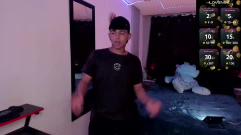 Snapshot of noah_smith04 chatting on September 16, 2025, 9:05 pm noah_smith04 online show from September 16, 2025, 9:05 pm