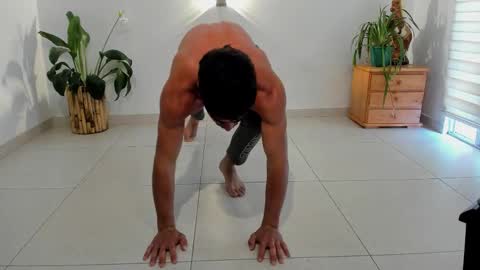 LIAM- noah online show from December 20, 2025, 1:29 pm