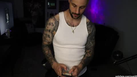 Noah Fitt online show from May 5, 2026, 2:41 am