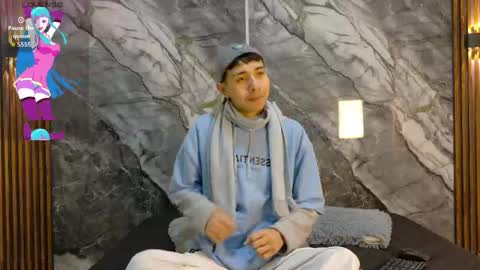 Snapshot of noahwalker__ chatting on June 6, 2026, 11:15 am online show from June 6, 2026, 11:15 am