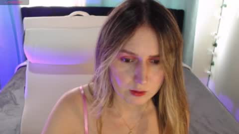 Noa Sarri online show from June 26, 2026, 7:07 pm