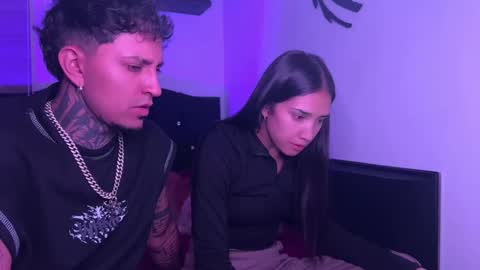 Jean Y Isa online show from March 4, 2026, 4:07 am