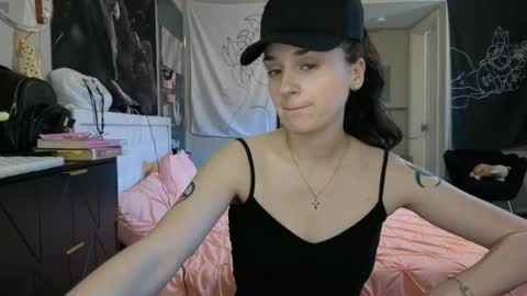 Snapshot of noelle1229 chatting on June 23, 2026, 5:11 pm Noelle online show from June 23, 2026, 5:11 pm