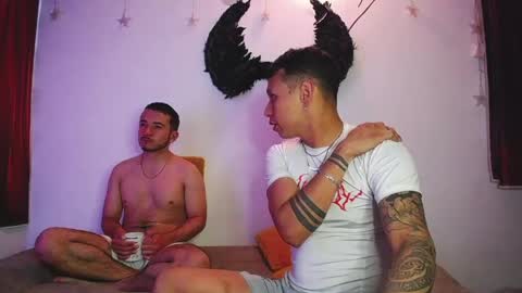 noha_and_iam1 online show from April 29, 2026, 12:31 pm