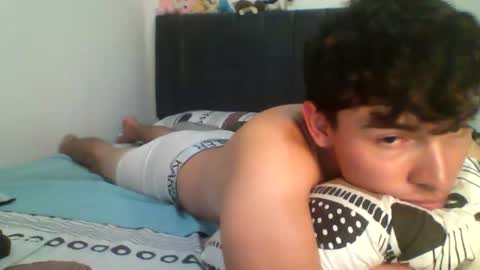 Snapshot of noha_free chatting on December 21, 2025, 4:19 am Noha online show from December 21, 2025, 4:19 am