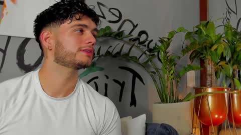 Snapshot of noha_miler chatting on February 9, 2025, 3:22 am kevin online show from February 9, 2025, 3:22 am