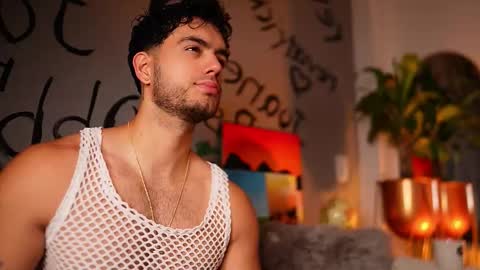 Snapshot of noha_miler chatting on November 7, 2025, 7:47 pm kevin online show from November 7, 2025, 7:47 pm