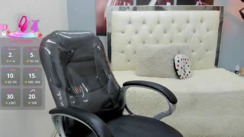 Noha Scott online show from April 28, 2026, 10:48 pm