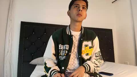 Noha Drake online show from March 18, 2026, 3:31 am