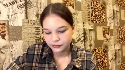 Abri online show from March 9, 2026, 2:21 pm