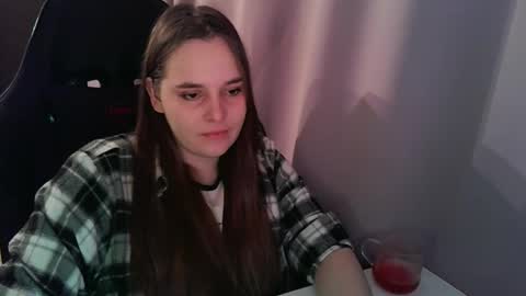 Snapshot of noir_ember_ chatting on October 24, 2025, 1:40 pm noir_ember_ online show from October 24, 2025, 1:40 pm