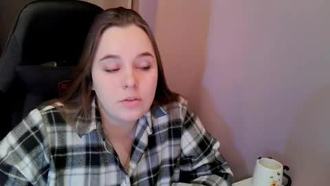 Snapshot of noir_ember_ chatting on November 28, 2025, 12:41 pm noir_ember_ online show from November 28, 2025, 12:41 pm