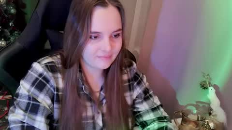 Snapshot of noir_ember_ chatting on January 14, 2026, 2:23 pm noir_ember_ online show from January 14, 2026, 2:23 pm