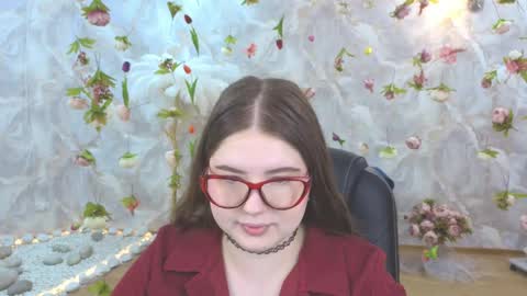 Snapshot of noirwhisper chatting on May 2, 2026, 6:24 pm noirwhisper online show from May 2, 2026, 6:24 pm
