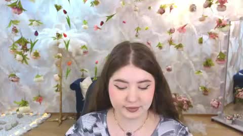 Snapshot of noirwhisper chatting on June 27, 2026, 6:24 pm noirwhisper online show from June 27, 2026, 6:24 pm