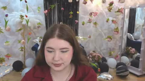 Snapshot of noirwhisper chatting on July 24, 2026, 6:28 pm noirwhisper online show from July 24, 2026, 6:28 pm