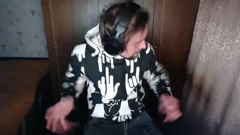 Noise Zero online show from November 14, 2025, 11:02 pm