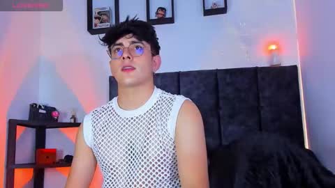 Nolan  online show from October 21, 2025, 3:18 am