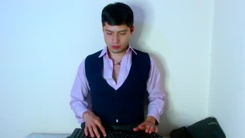 Snapshot of nolanjay chatting on September 27, 2025, 10:59 pm NolanJay69 online show from September 27, 2025, 10:59 pm