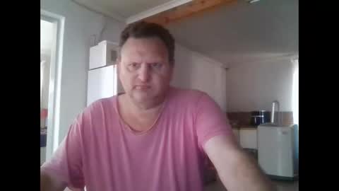 Snapshot of nollie244 chatting on September 15, 2025, 10:59 am Nollie online show from September 15, 2025, 10:59 am